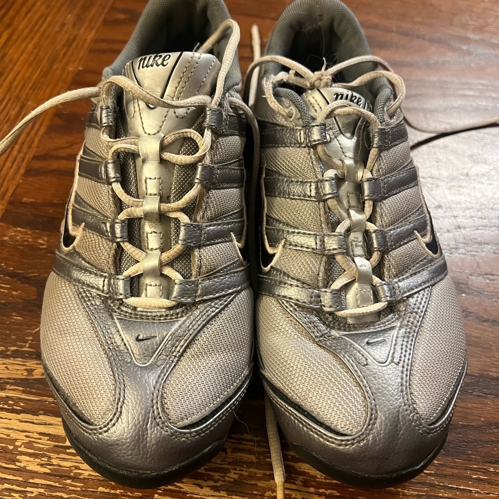 Nike Women's Silver Athletic Sneakers
